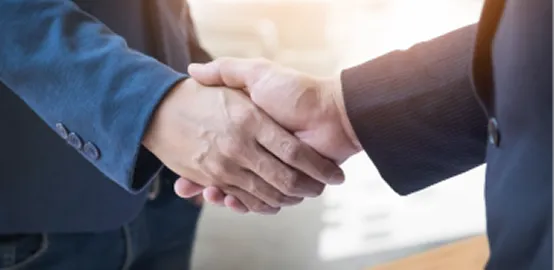  取引先や関係者に説明できる、事実ベースの報告書を納品。（そのまま説明資料として活用可能）