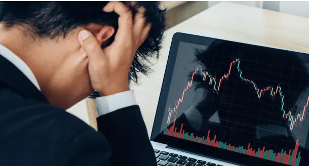 調査を行わず、復旧のみを優先した場合、こんなリスクがあります。