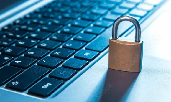 Webサイトにかかわるすべてのパスワードを変更する